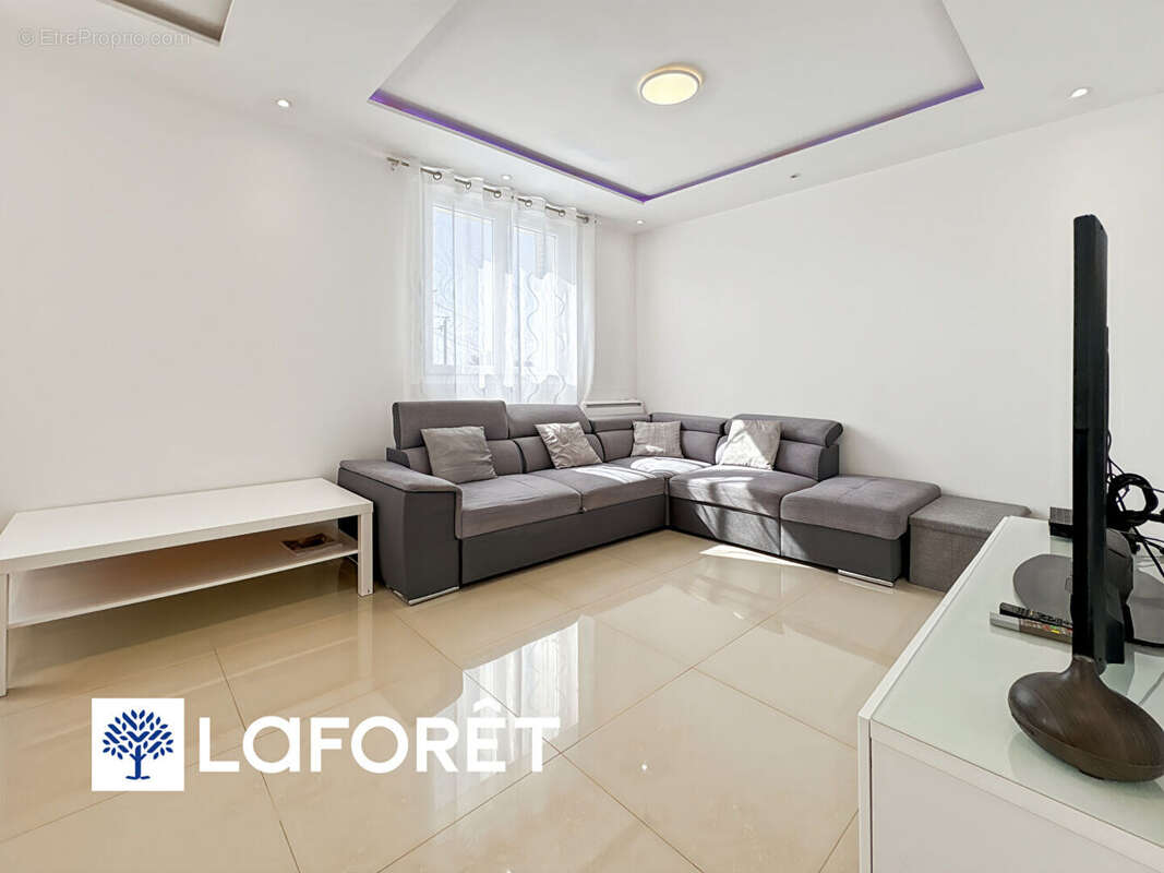 Maison à SAINT-MICHEL-SUR-ORGE