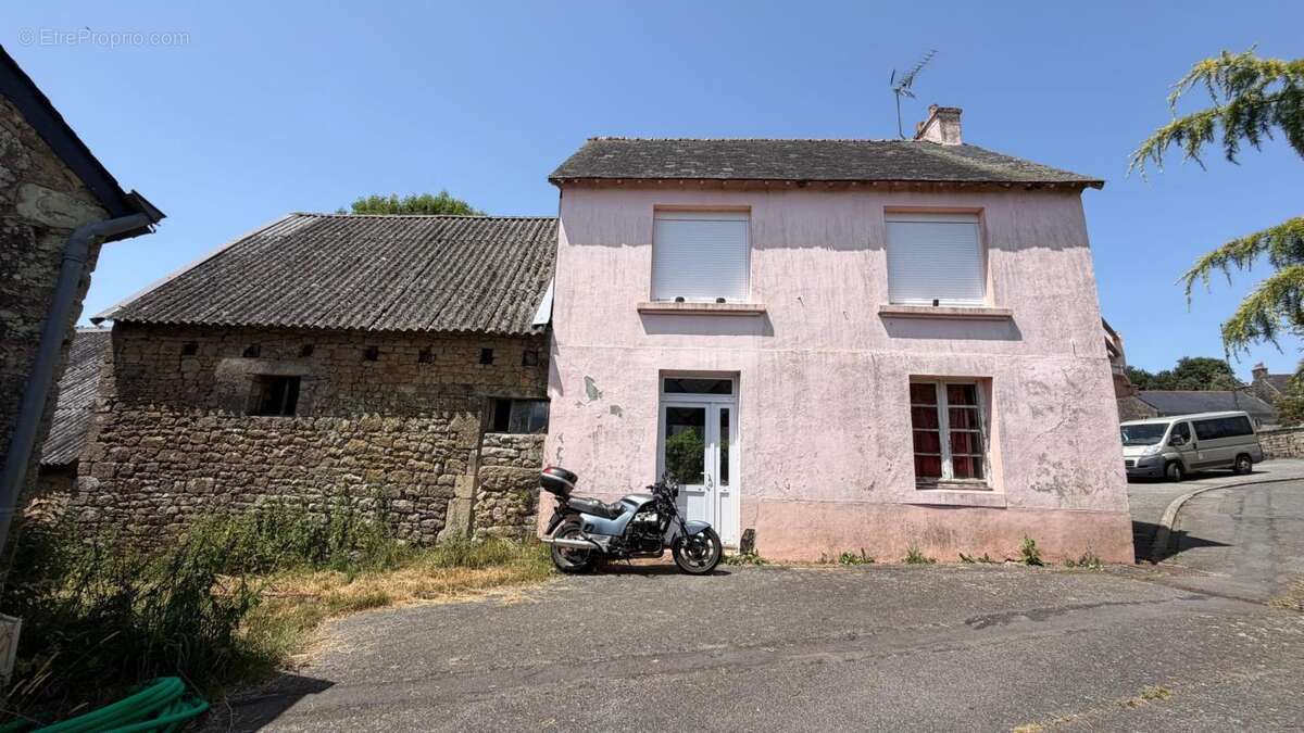 Maison de bourg avec rapport locatif - photo 5