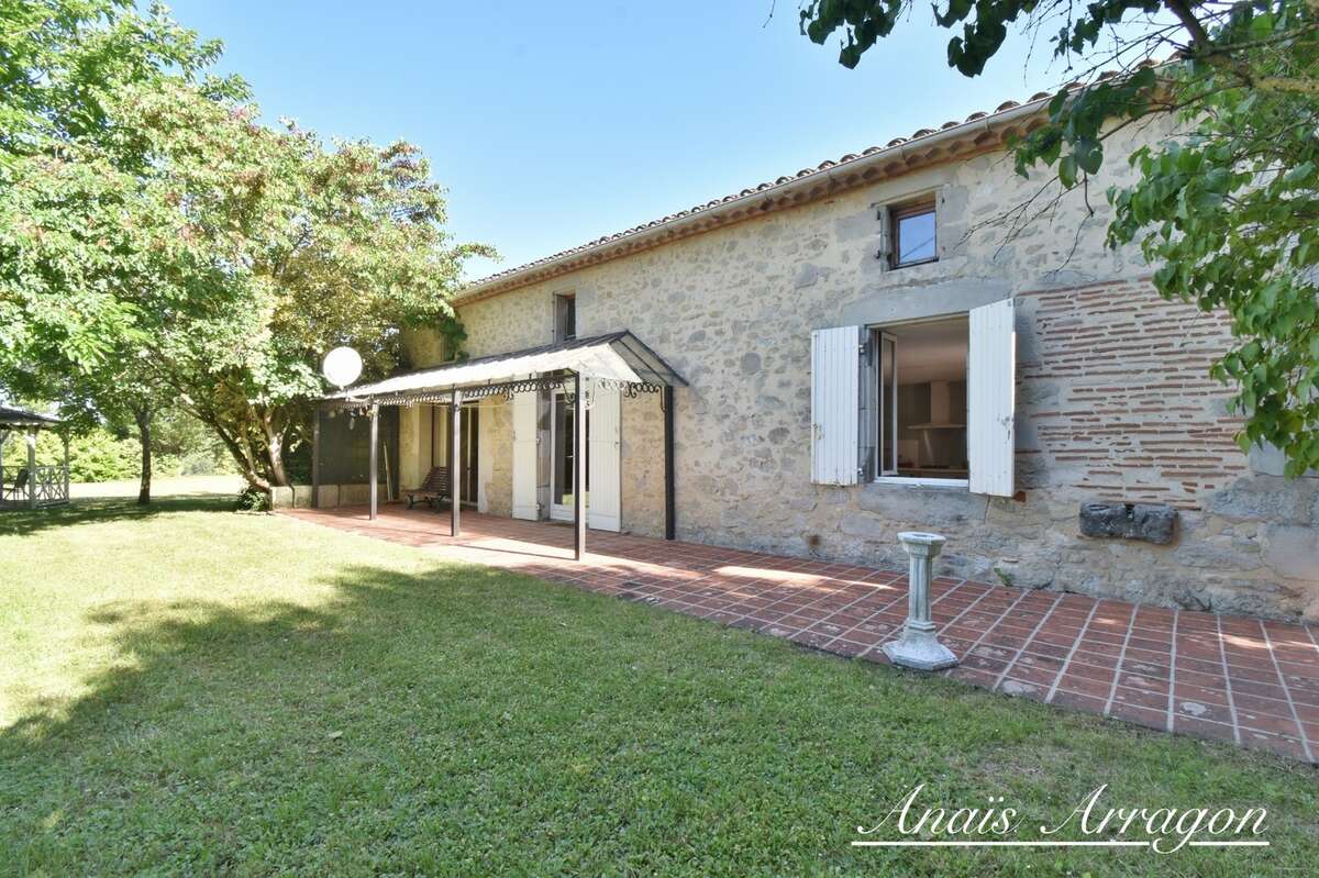 Propriete à vendre 4 pièces PAILLOLES (47) - photo 2