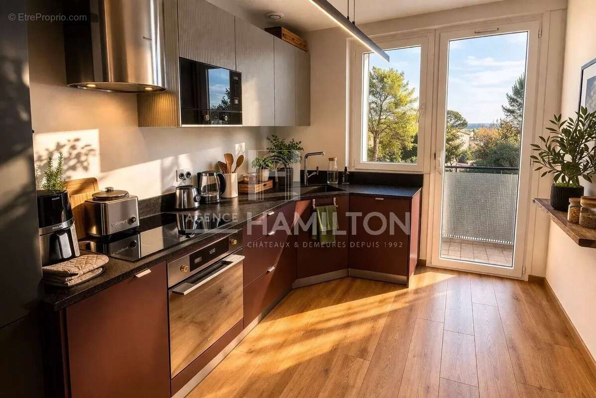 Appartement à VALBONNE