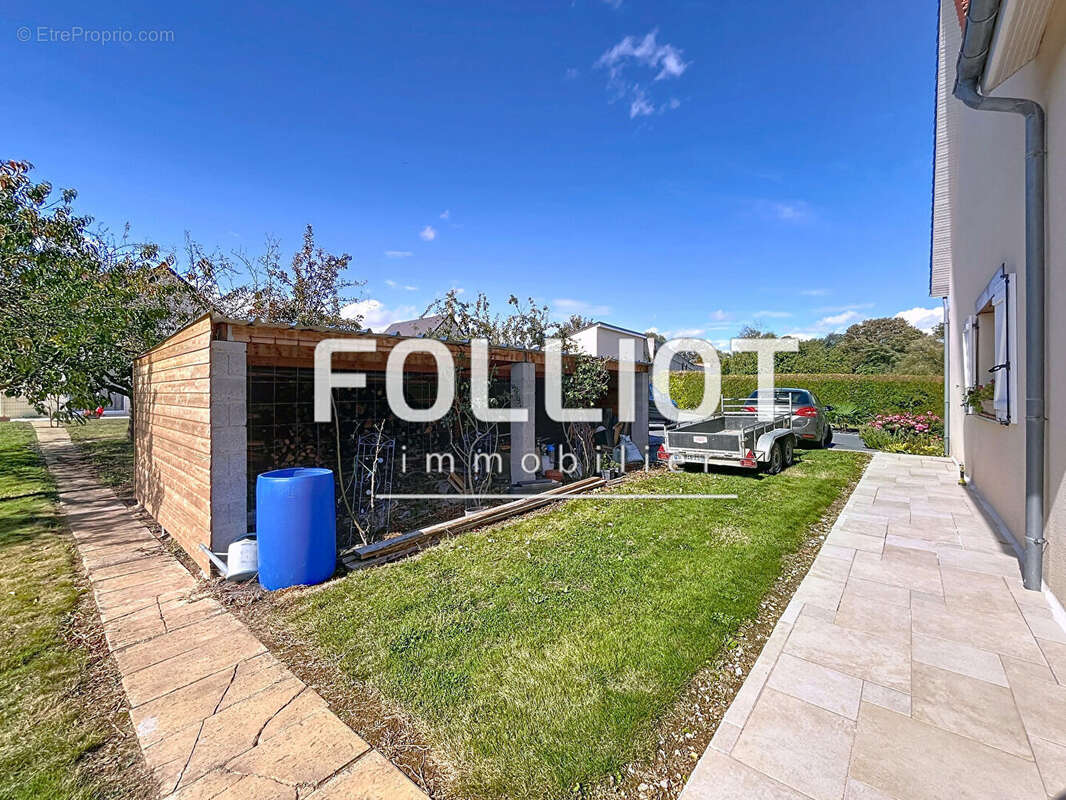 Maison à FRENOUVILLE