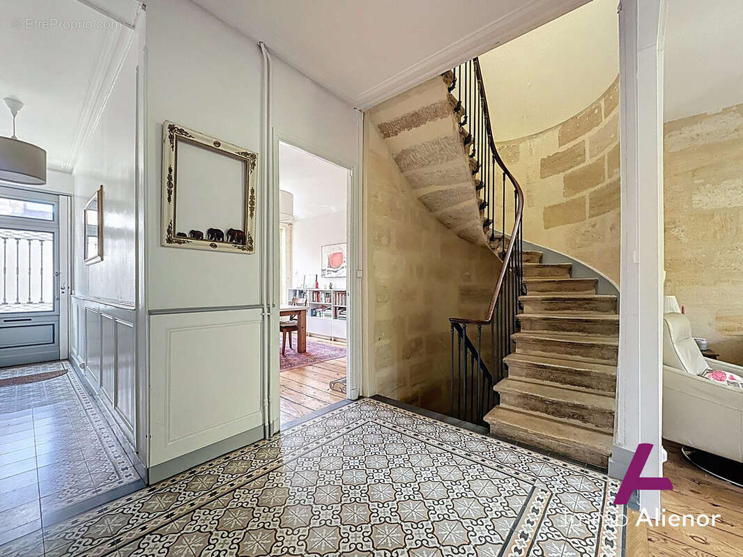 Maison à BORDEAUX