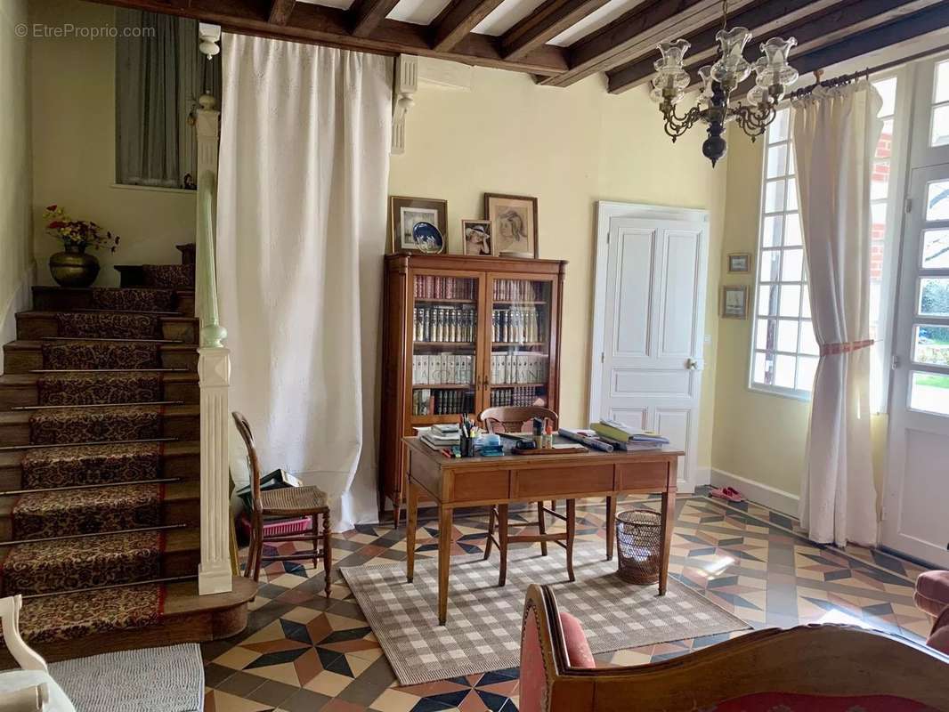 Maison à NEUVY-SAINT-SEPULCHRE