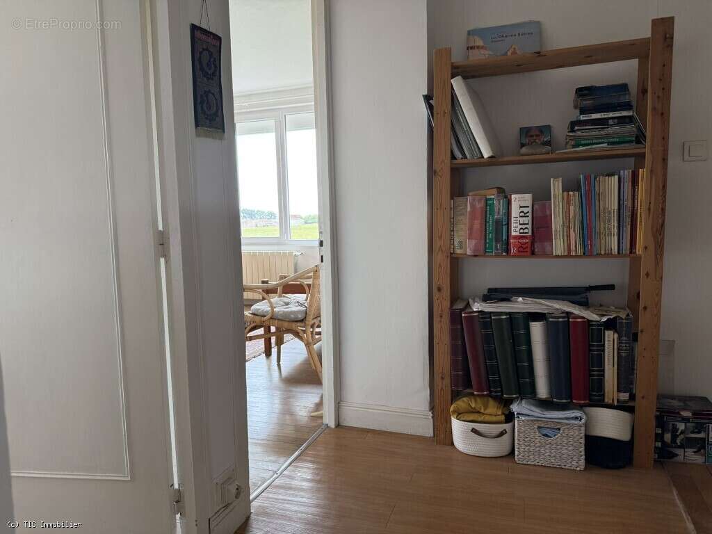 Charmante Maison En Pierre Du XIXe Siècle Avec Vue Sur La Campagne - photo 15