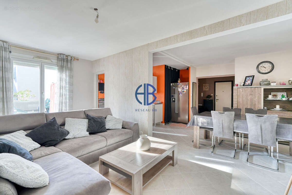 Appartement à CHASSIEU