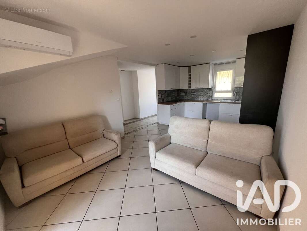 Photo 3 - Appartement à SAINT-CYR-SUR-MER