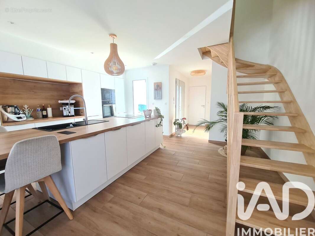 Photo 6 - Maison à LA JARRIE