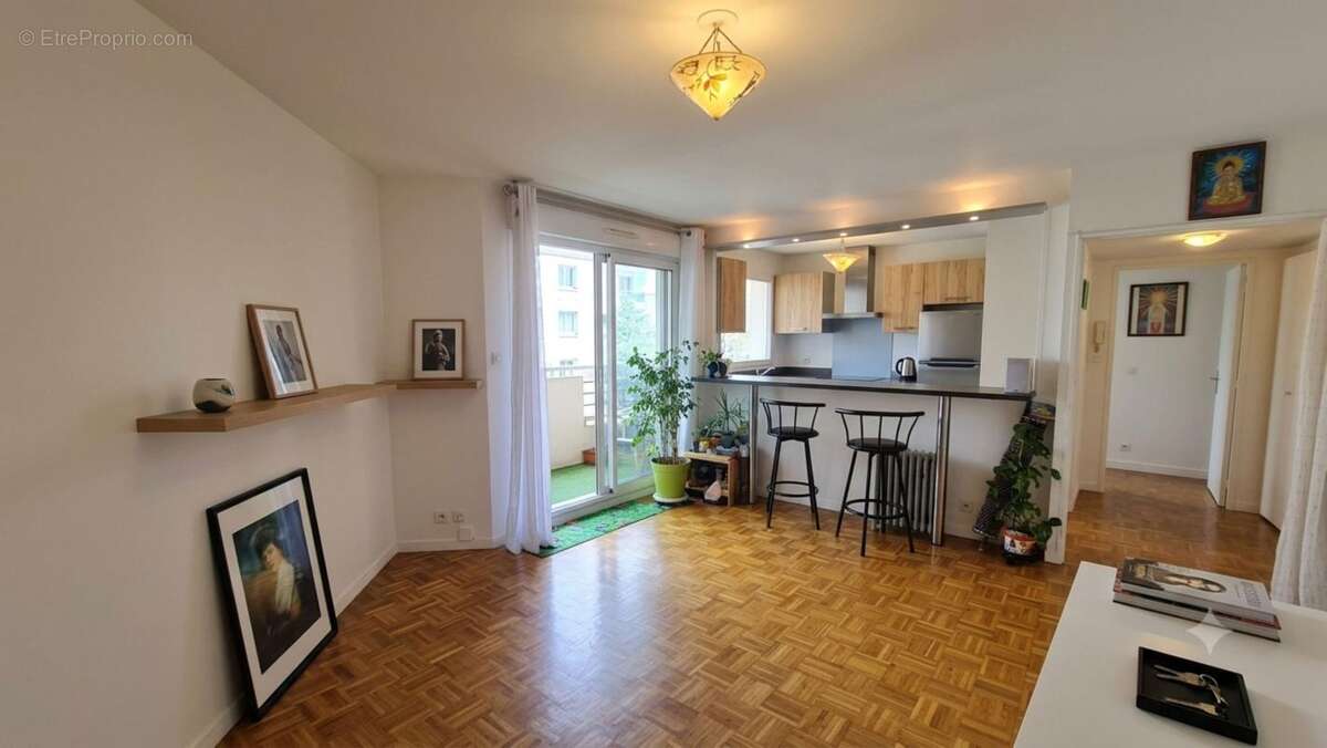 Appartement à NEUILLY-PLAISANCE