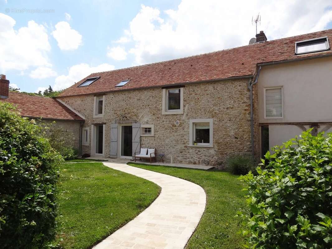 Maison à MONTFORT-L&#039;AMAURY