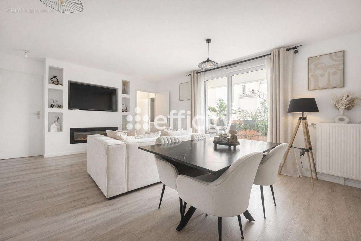 Appartement à COLOMBES