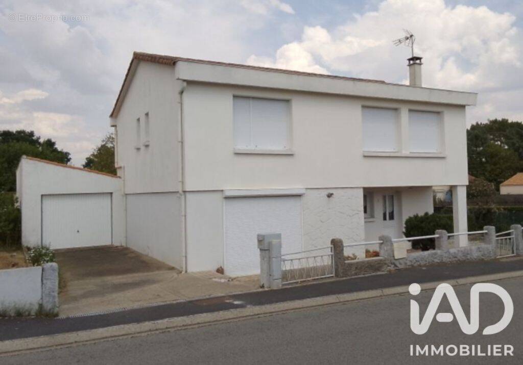 Photo 1 - Maison à LE POIRE-SUR-VIE