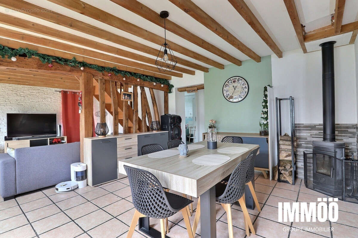 Maison 79 m² à Mont-De-L'if  - photo 2