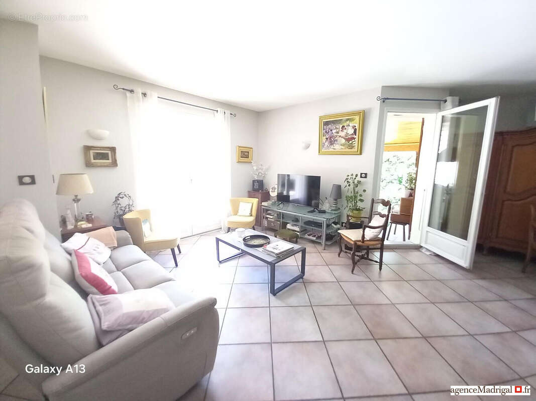 Maison 141 m² à Voiron  - photo 6