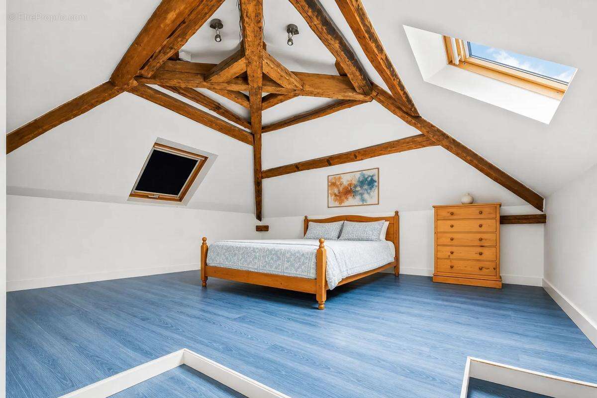 Maison 7 pièces de 138,34 m² avec terrasse, cheminée et terrain - photo 8