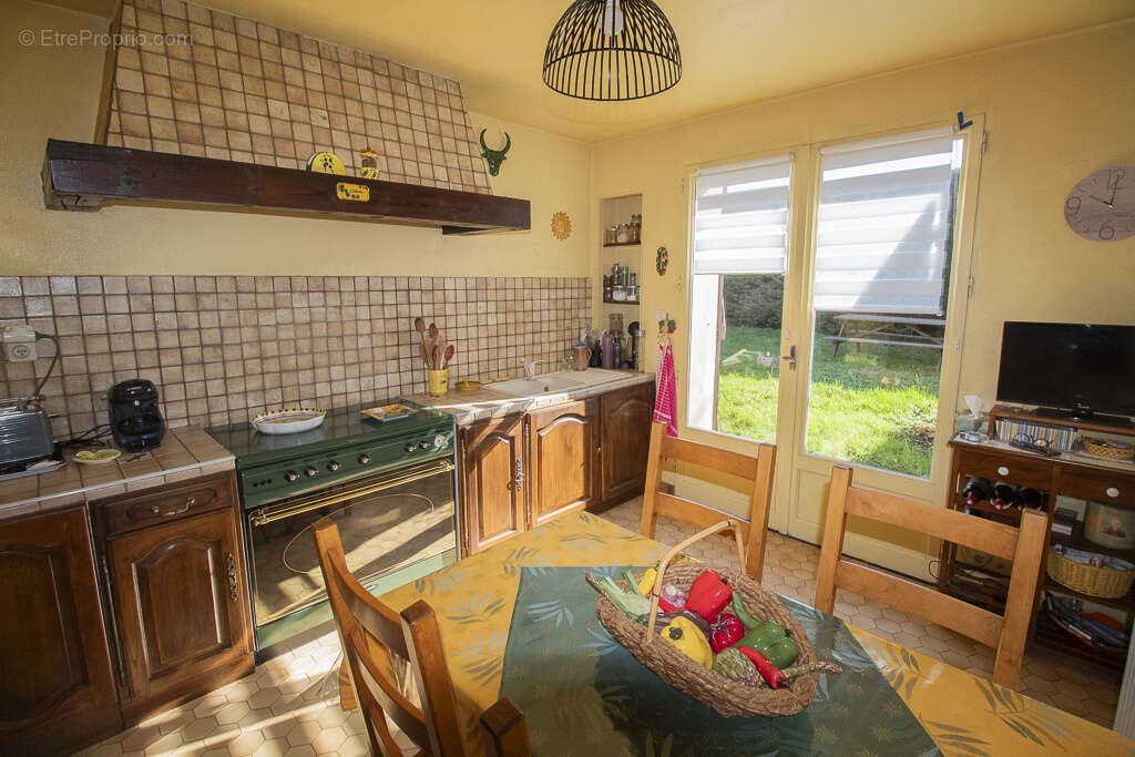 Maison à SAINT-JEAN-DE-SOUDAIN