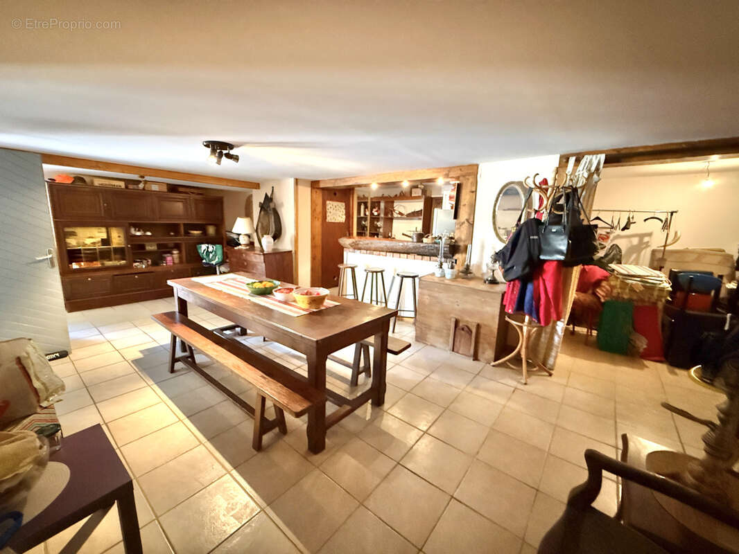 Maison à CORCELLES-EN-BEAUJOLAIS