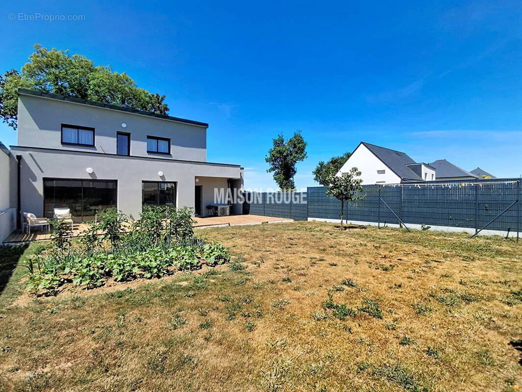 Maison 6 pièces 136 m² · à Ploufragan · 136 m² · 359 000 €