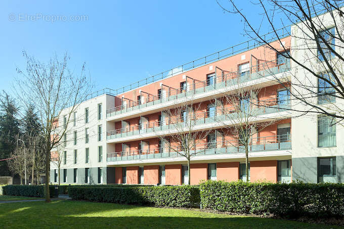 Appartement à SAINT-CYR-L'ECOLE