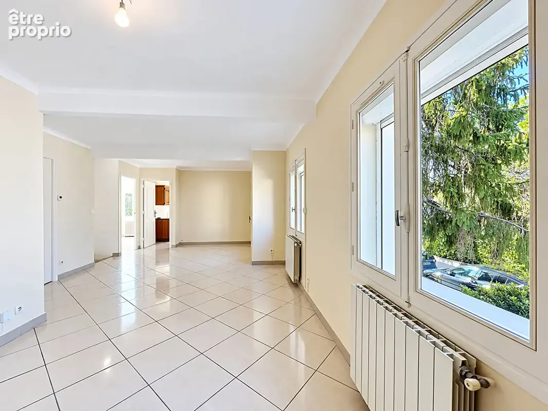 Nimes amoureux - maison p5 avec jardin, garage et dependances - photo 3