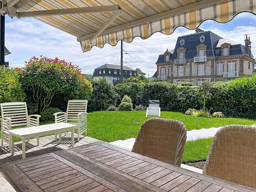 Appartement à CABOURG