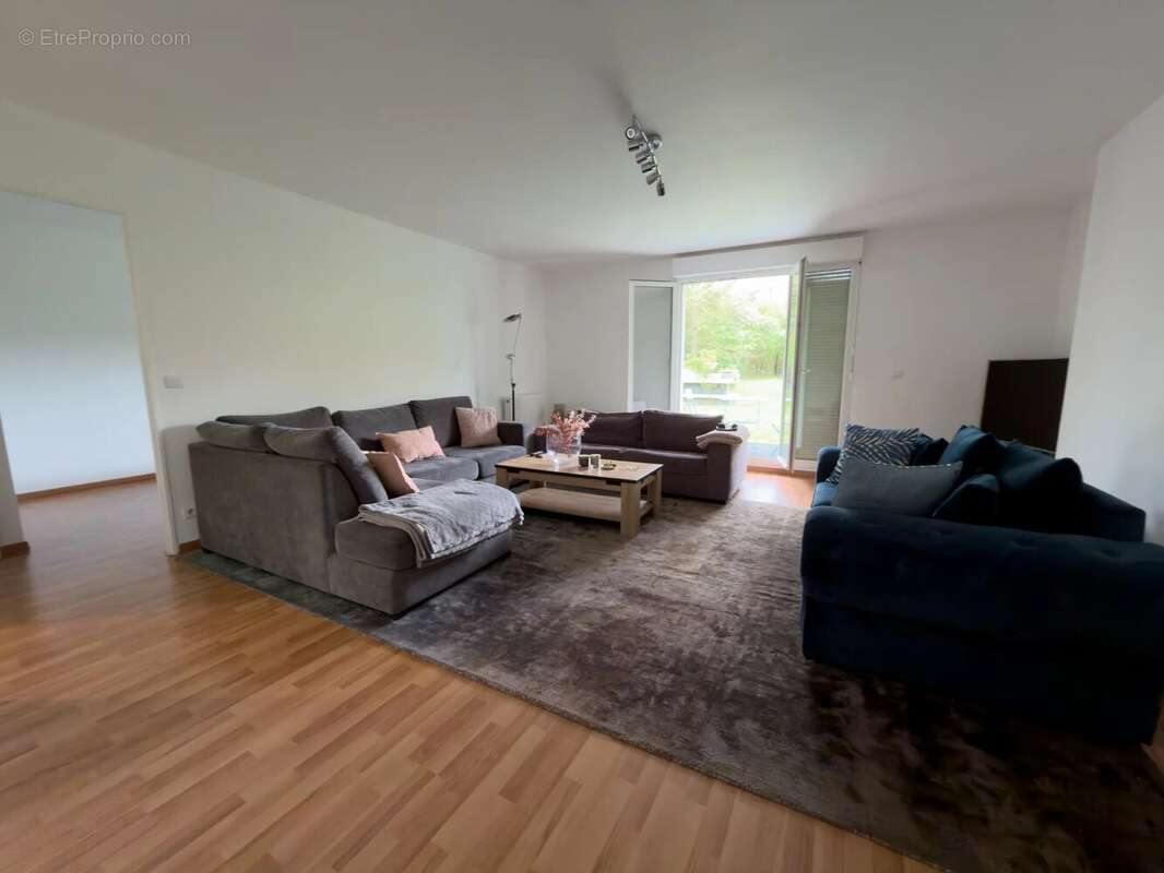 Appartement à LE RAINCY