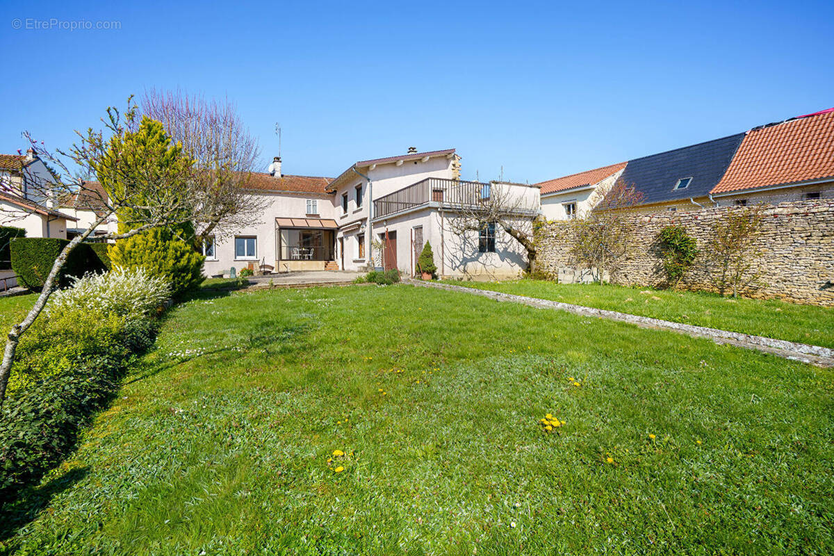 Maison à LA SALLE