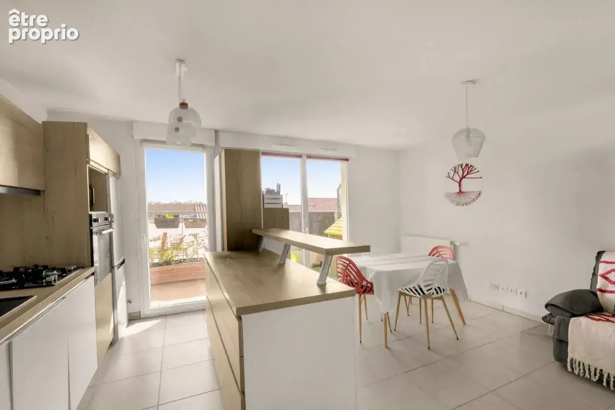 Appartement À Vendre - photo 2