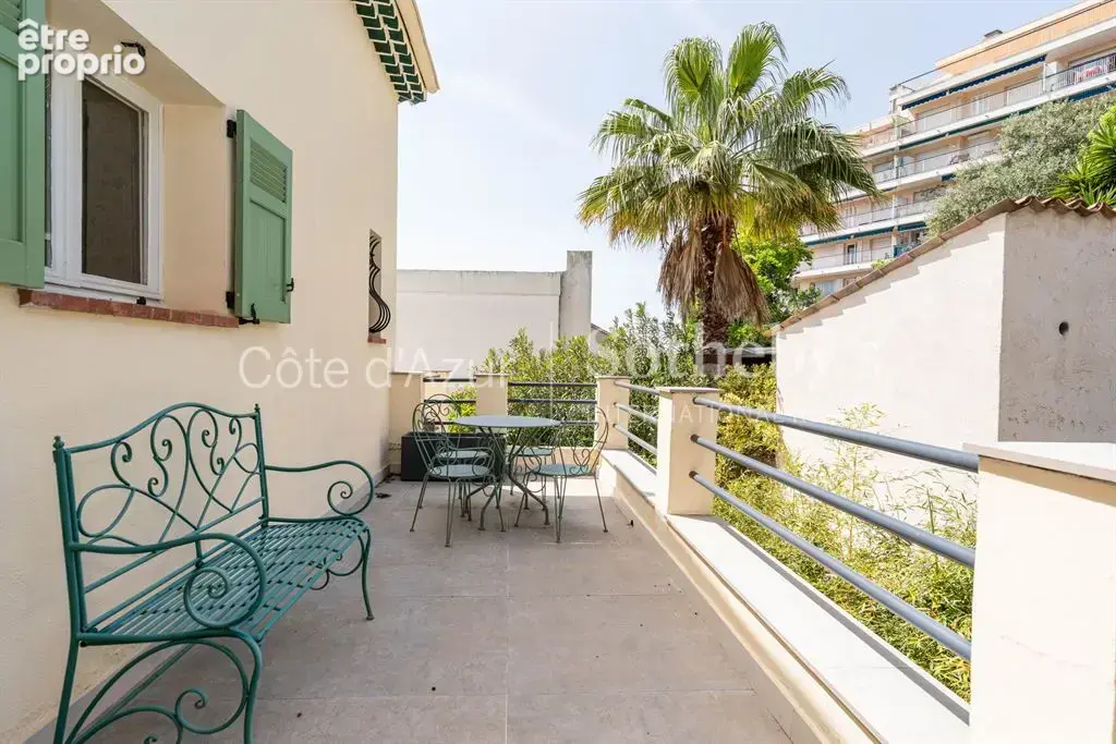 Cannes Bas Montrose, maison de ville avec jardin, piscine et toit-terrasse - photo 7