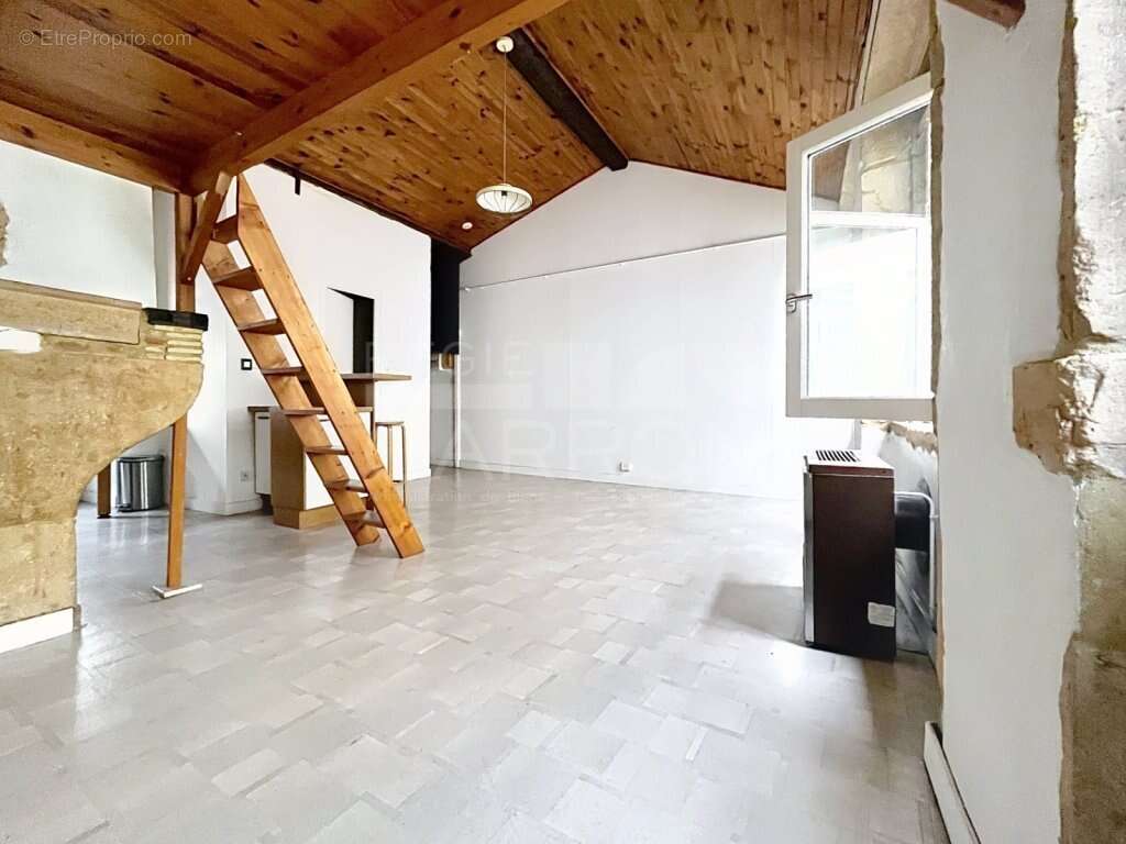Appartement à LYON-5E