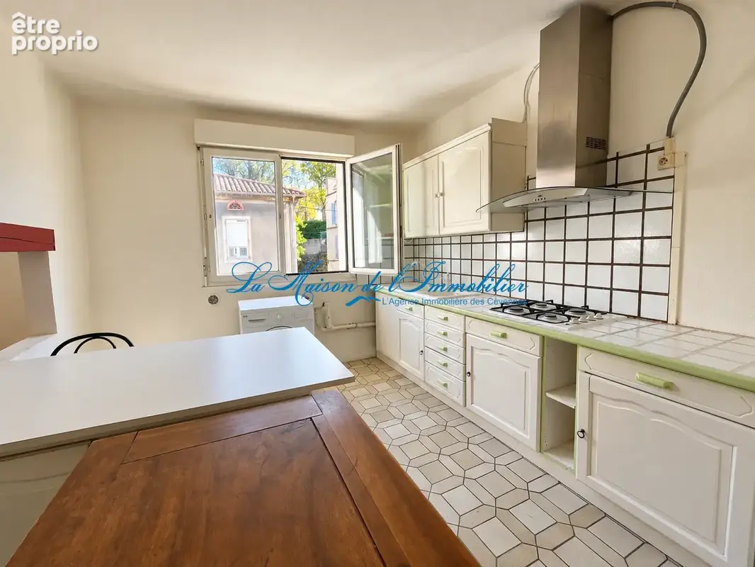 Proche centre ville Alès appartement de type F3 avec syndic bénévole - photo 2