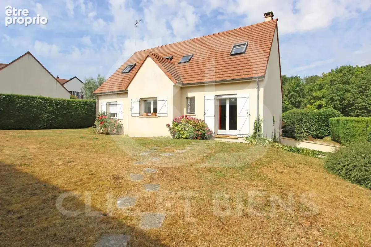 Maison à ELANCOURT