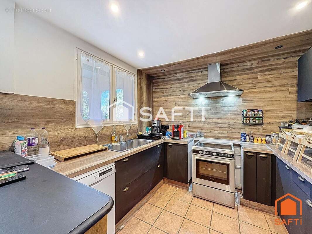 Photo 5 - Maison à AIGUINES