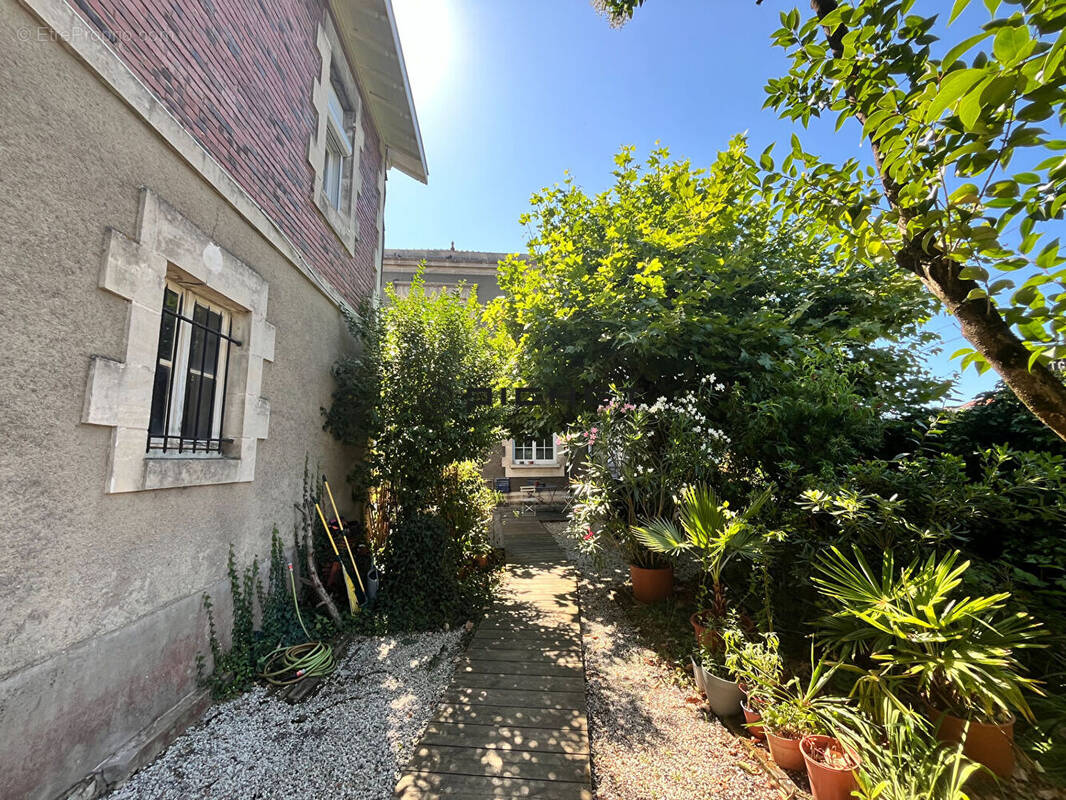 Appartement à LA TESTE-DE-BUCH