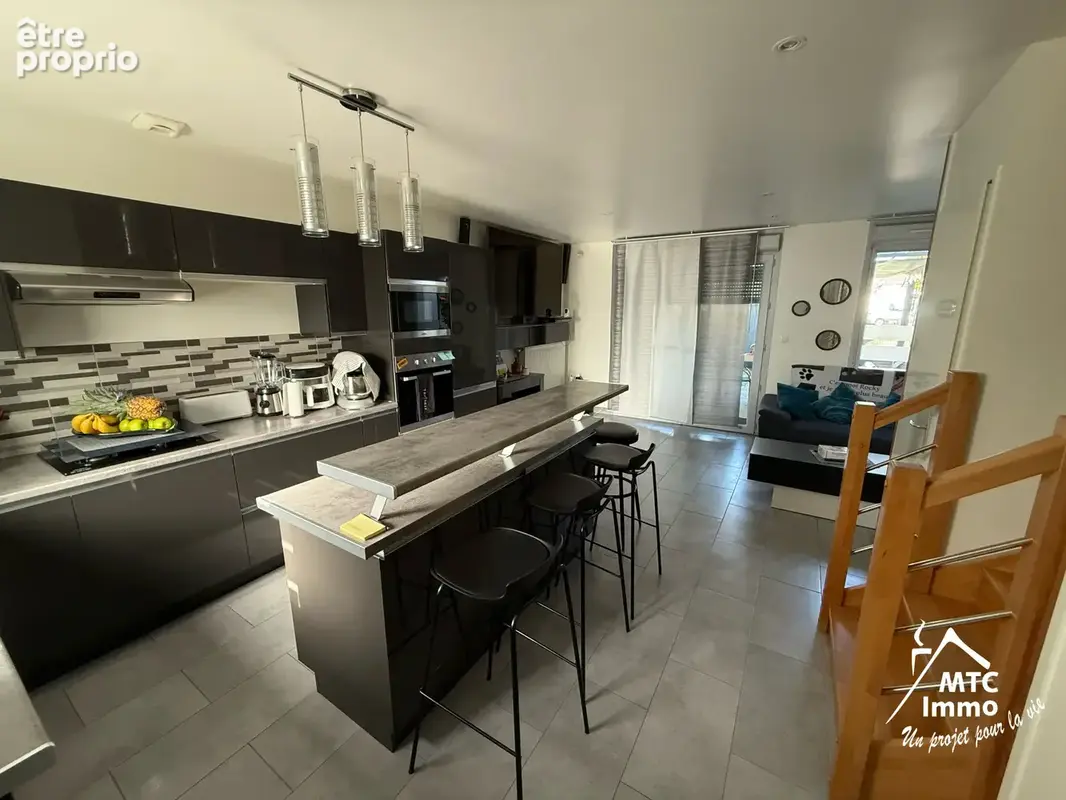 Maison 3 pièces de 2015 avec jardin, terrasse couverte et garage - photo 10