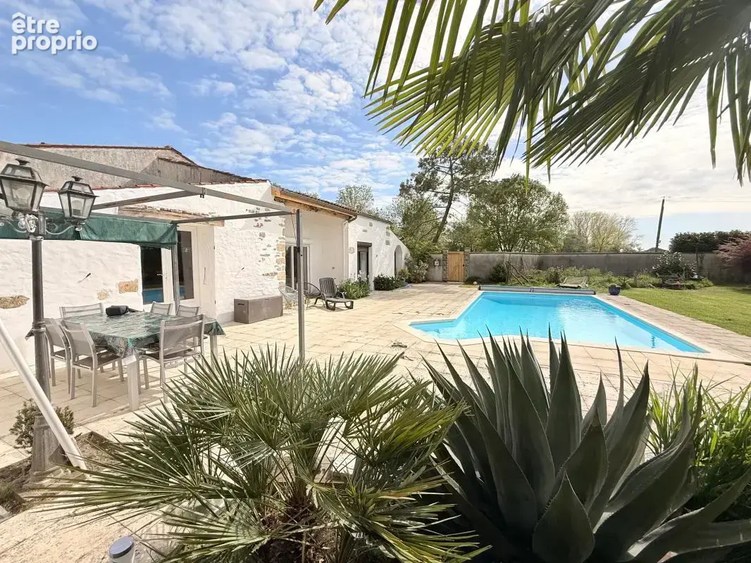 Maison À Vendre - photo 1