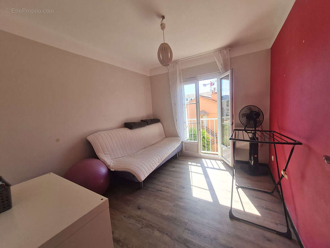 Appartement 4 pièces de 75,59m² +Parking privé + Cave***(83500) LA SEYNE SUR MER -MAR VIVO*** - photo 7