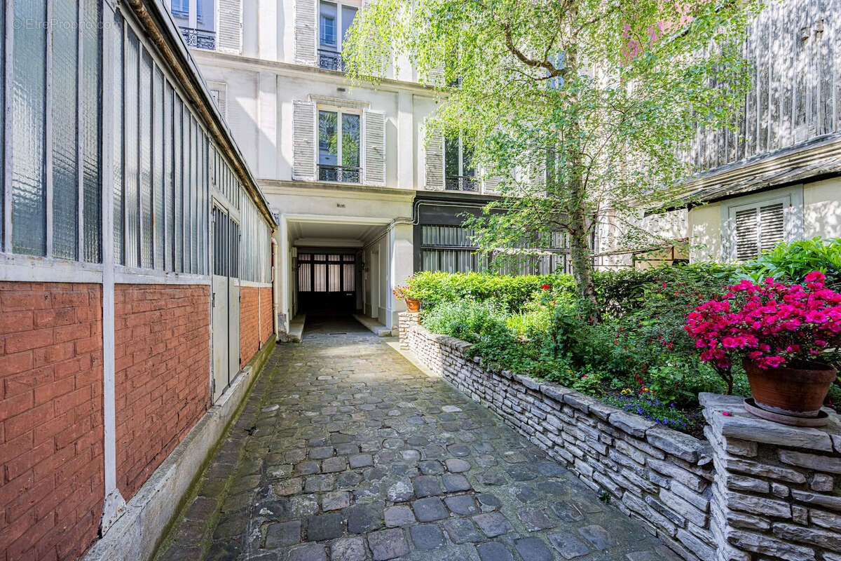 Appartement 36 m² à Paris-11e  - photo 9