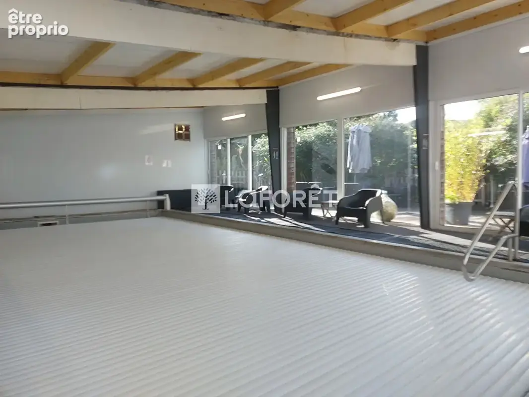 Gites, chambres d'hôtes  et piscine. Crécy En Ponthieu 20 pièce(s) 300 m2 - photo 6