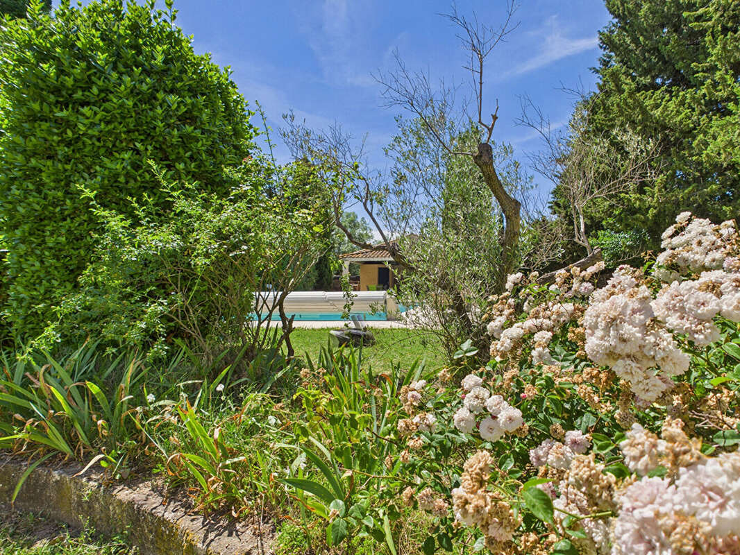 Maison à FONTVIEILLE