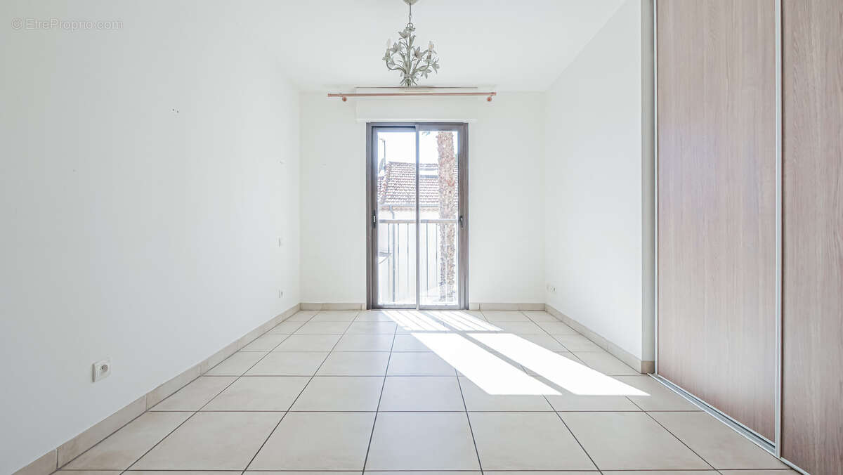 Appartement à HYERES