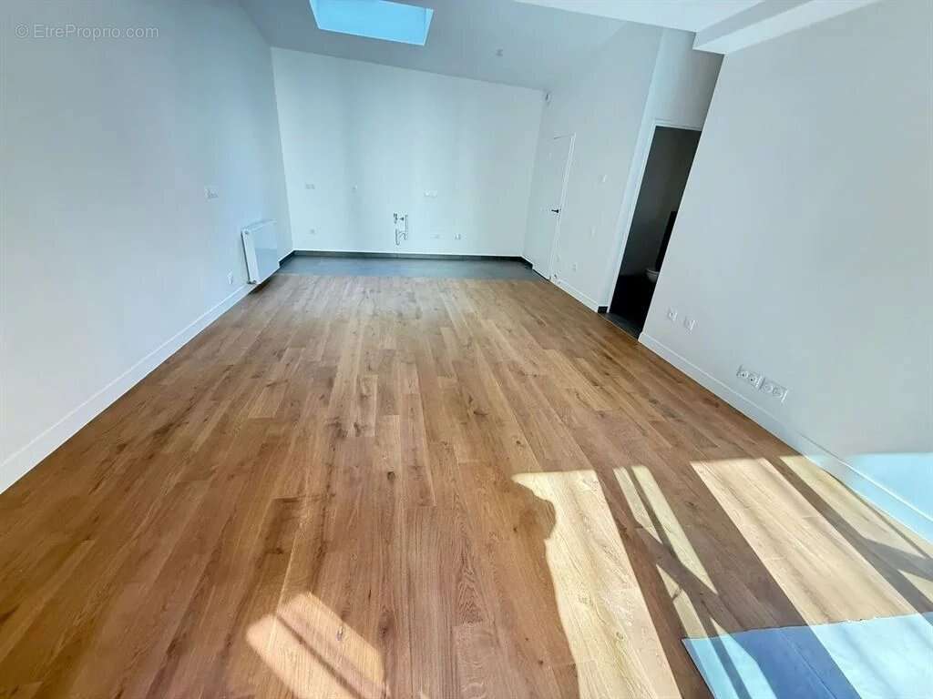 Appartement à PARIS-12E