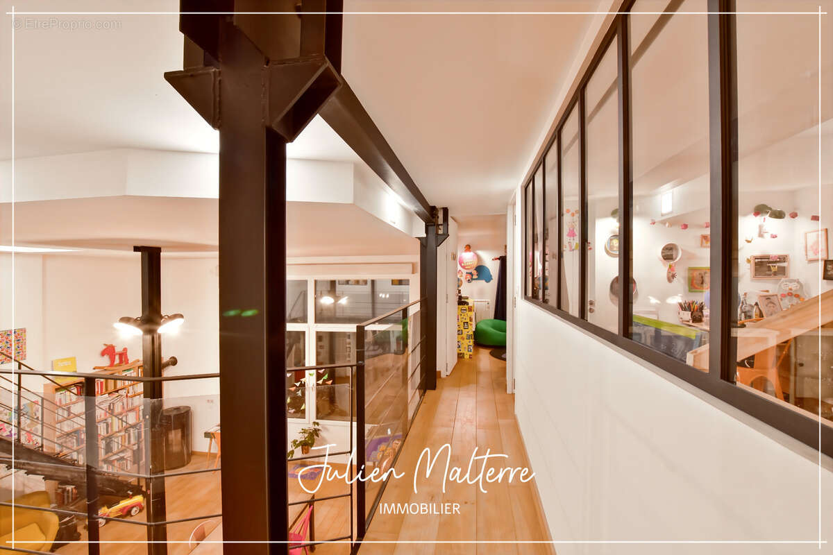 SAINT ETIENNE (42) - Exceptionnel LOFT de 165 m² avec 5 chambres et garage - Quartier Tréfilerie - photo 55