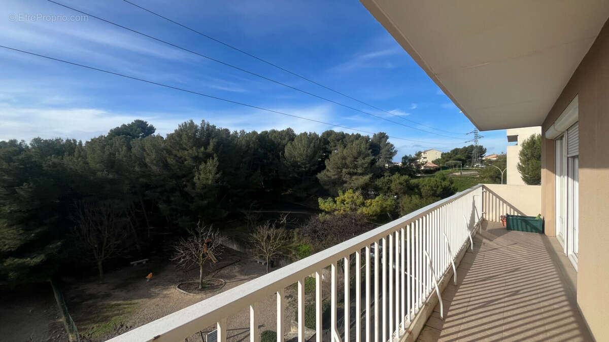 Appartement à SEPTEMES-LES-VALLONS