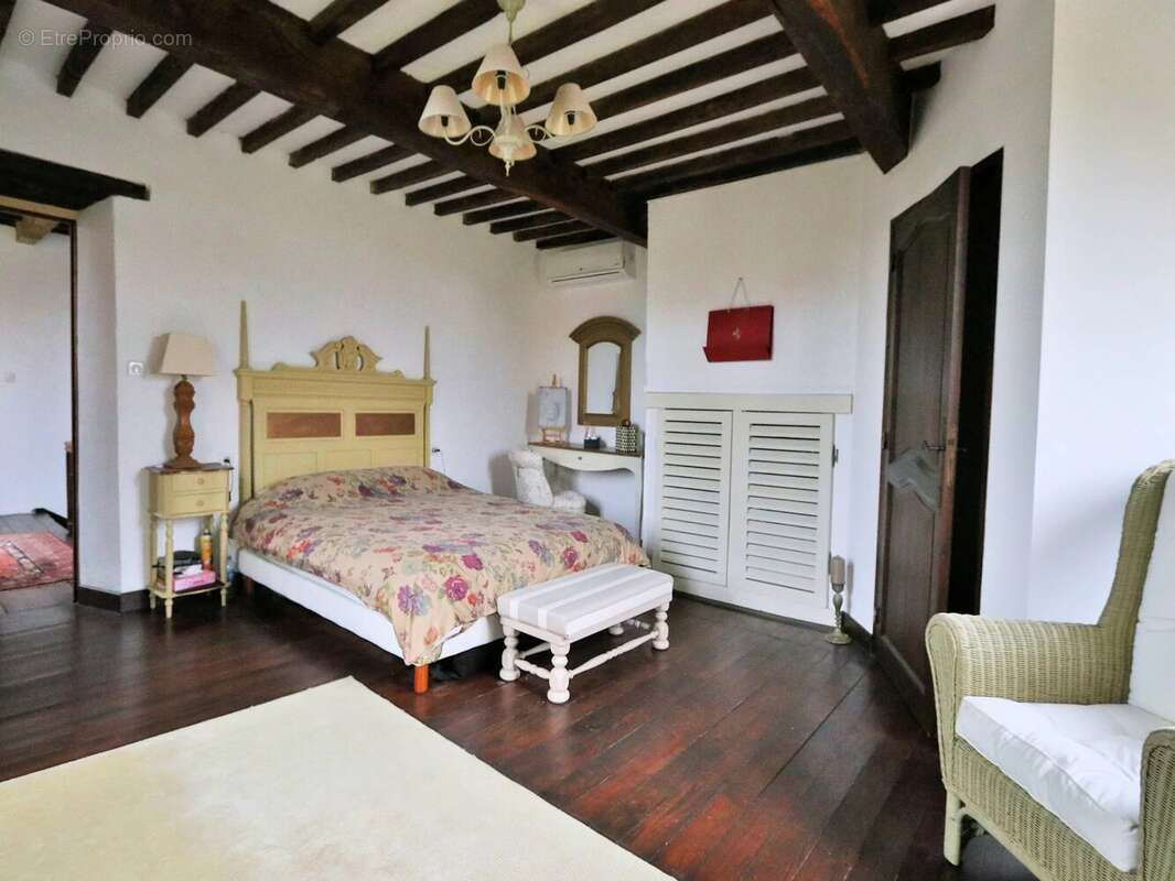 Maison de caractère, 4/5 chambres, 2503m² de terrain avec piscine - photo 20