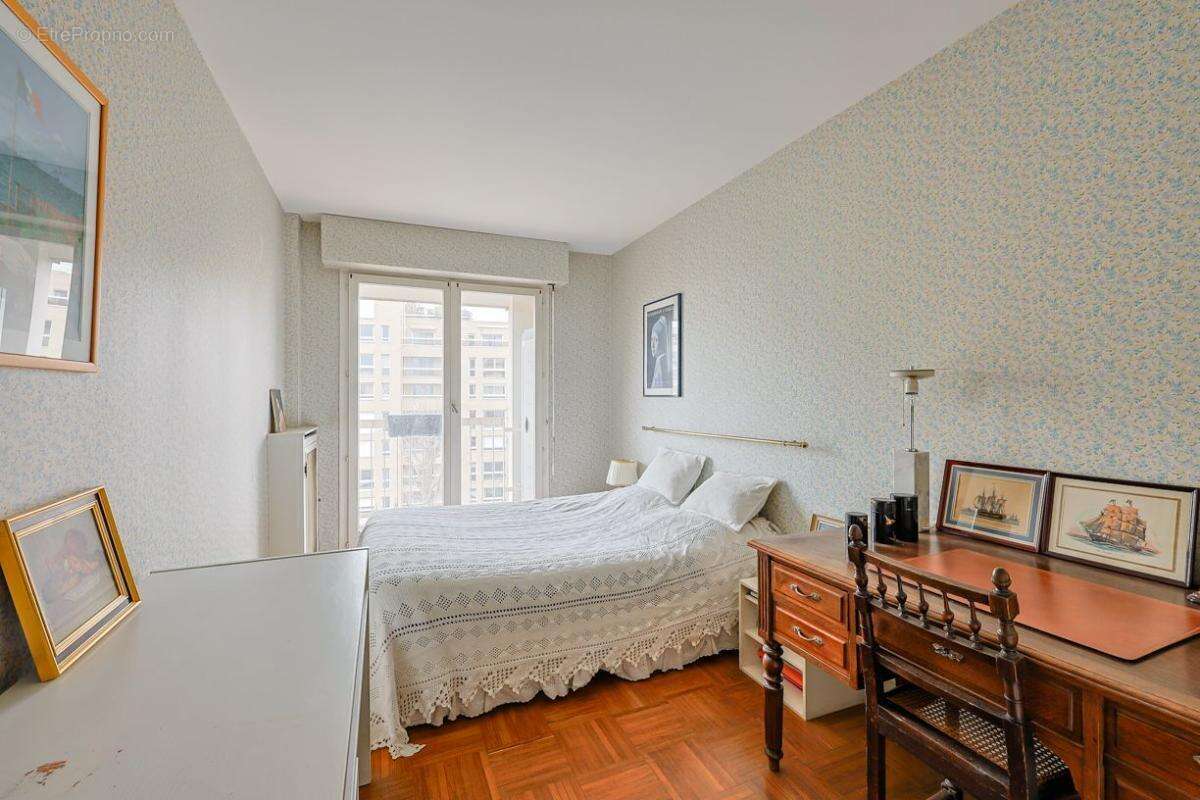Appartement à PARIS-12E