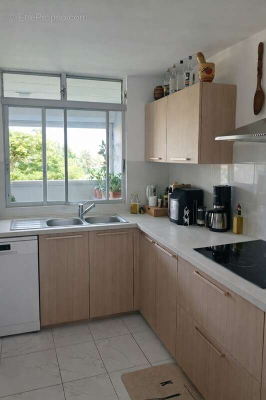 Appartement à BAIE-MAHAULT