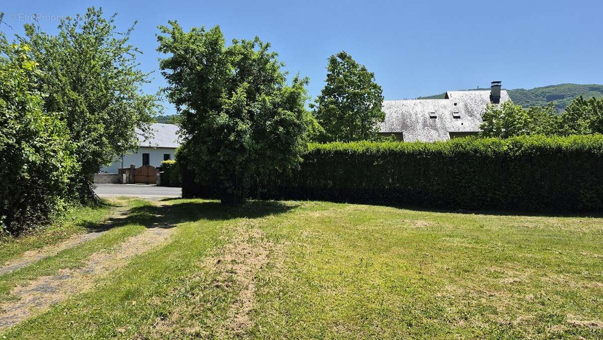 Maison à SAINT-COME-D'OLT