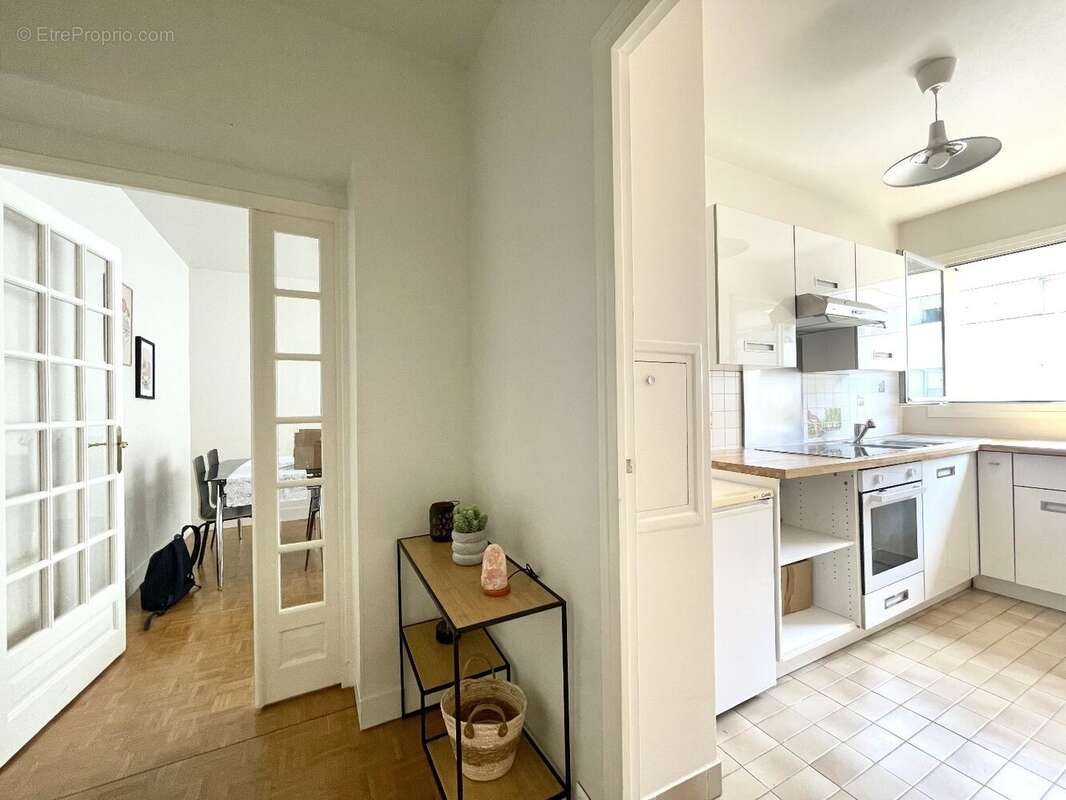 Appartement à PARIS-7E
