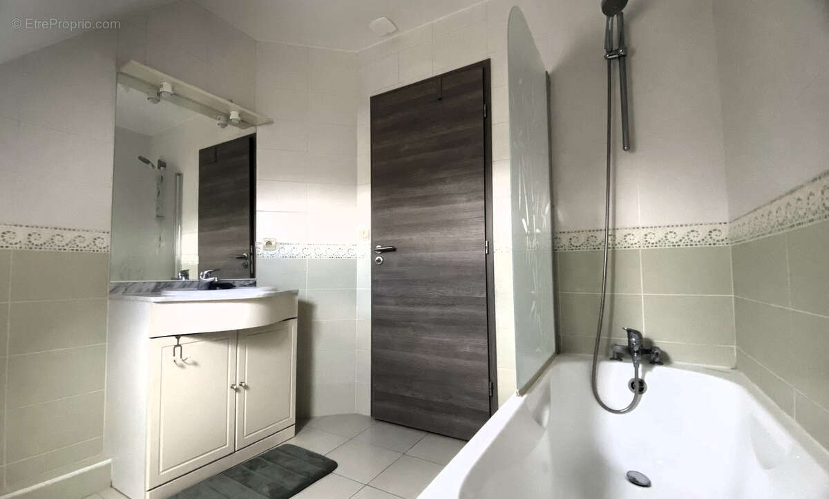 Maison à MORIGNY-CHAMPIGNY