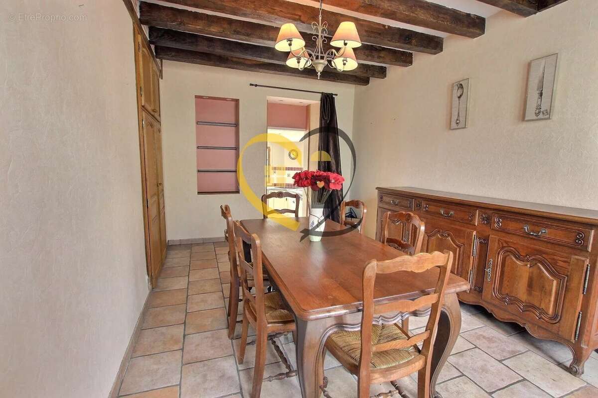 Maison à AUBIGNY-SUR-NERE